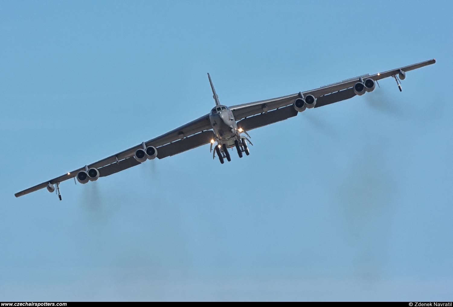 USA - Air Force – Boeing B-52H Stratofortress 61-0008/BD