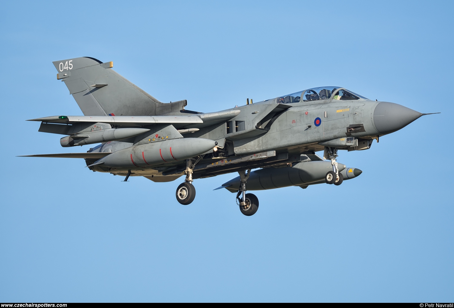 UK - Air Force – Panavia  Tornado GR4 ZA553/045