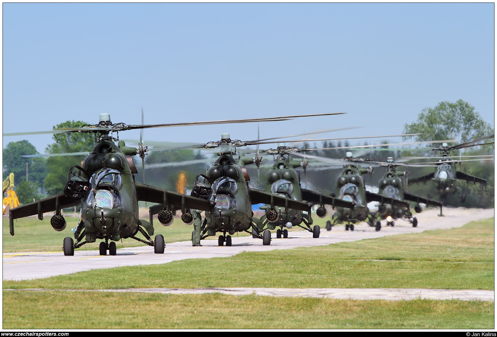Poland - ARMY – Mil Mi-24D Hind 456