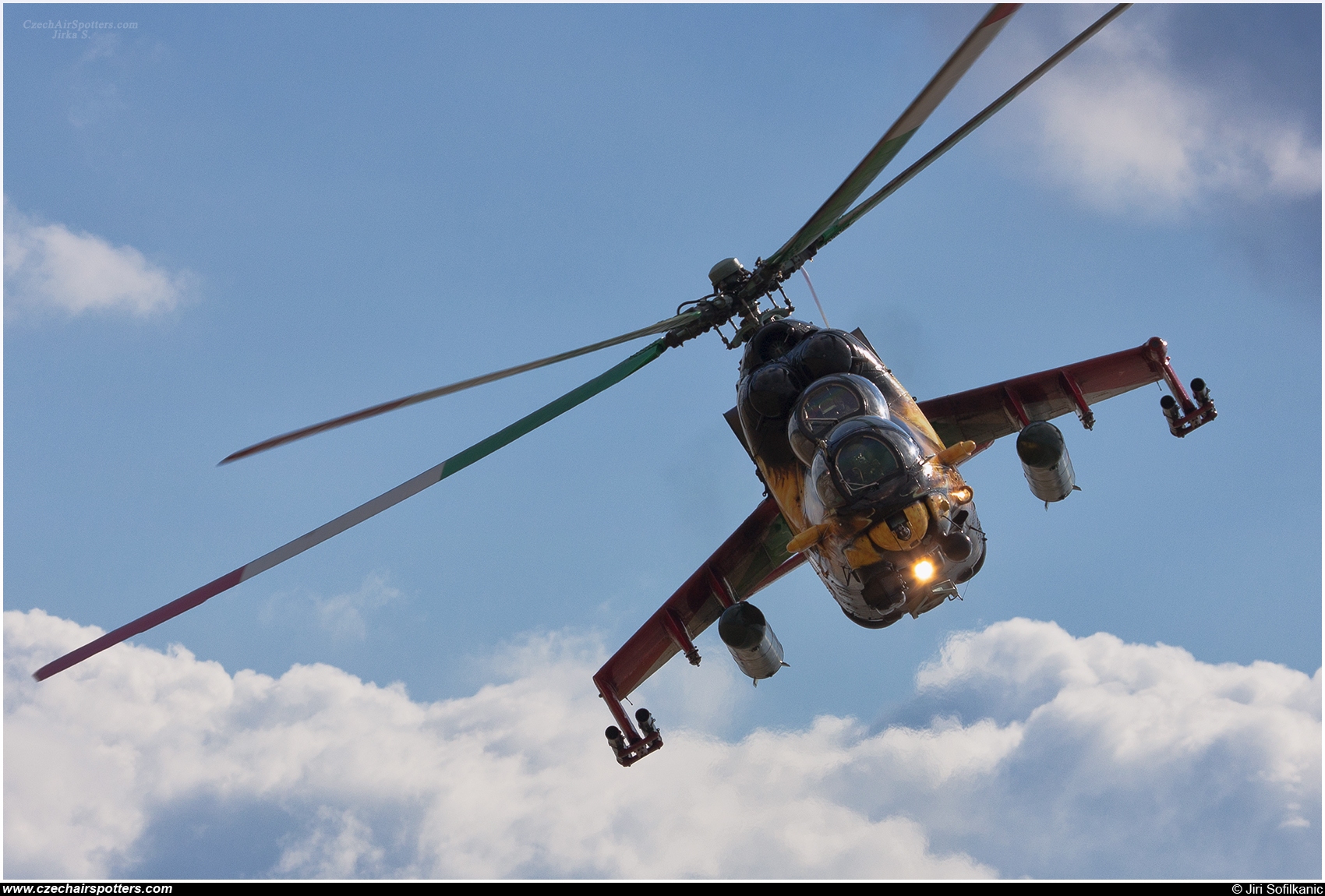 Hungary - Air Force – Mil Mi-24V Hind 714