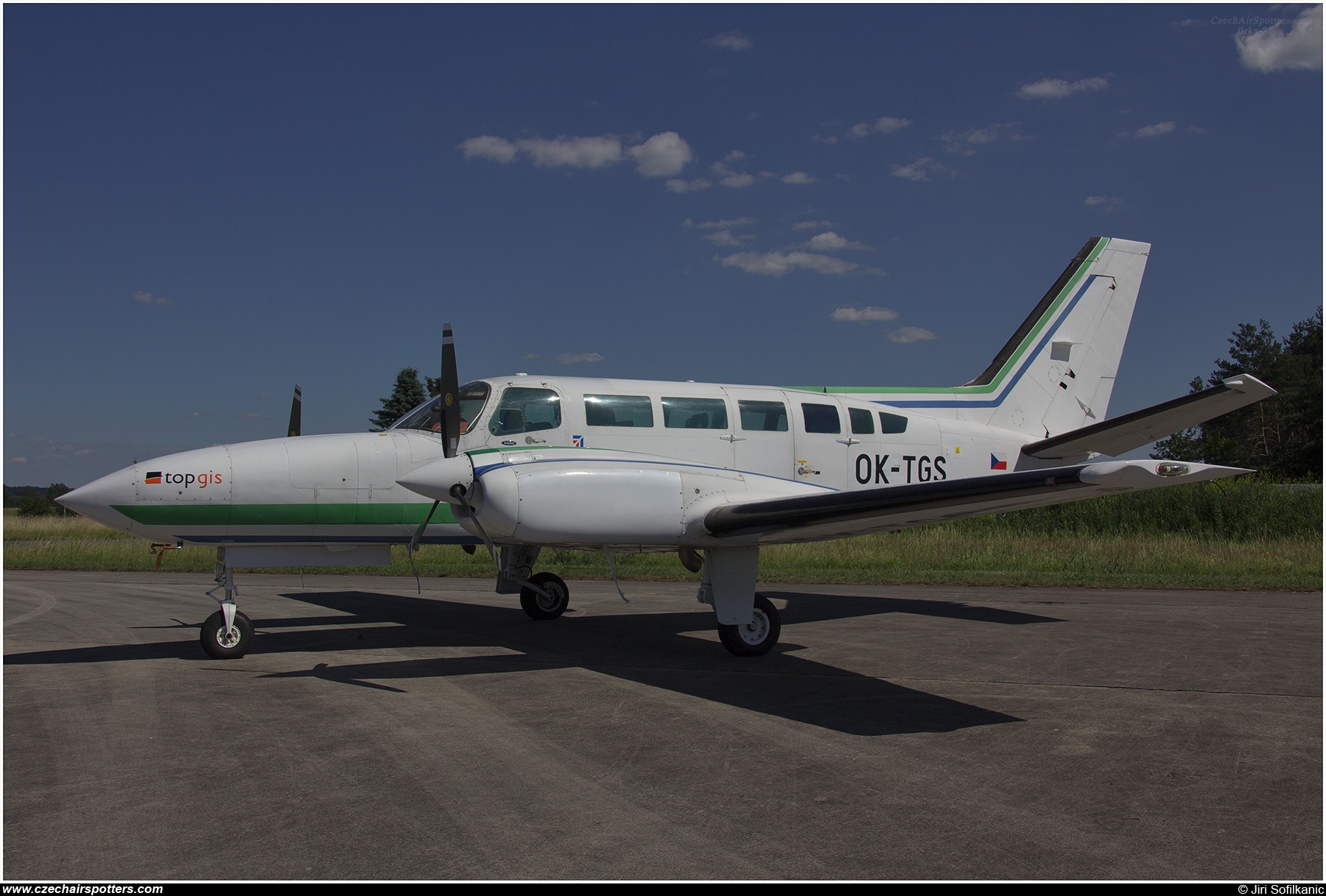 TopGis – Cessna 404 Titan OK-TGS