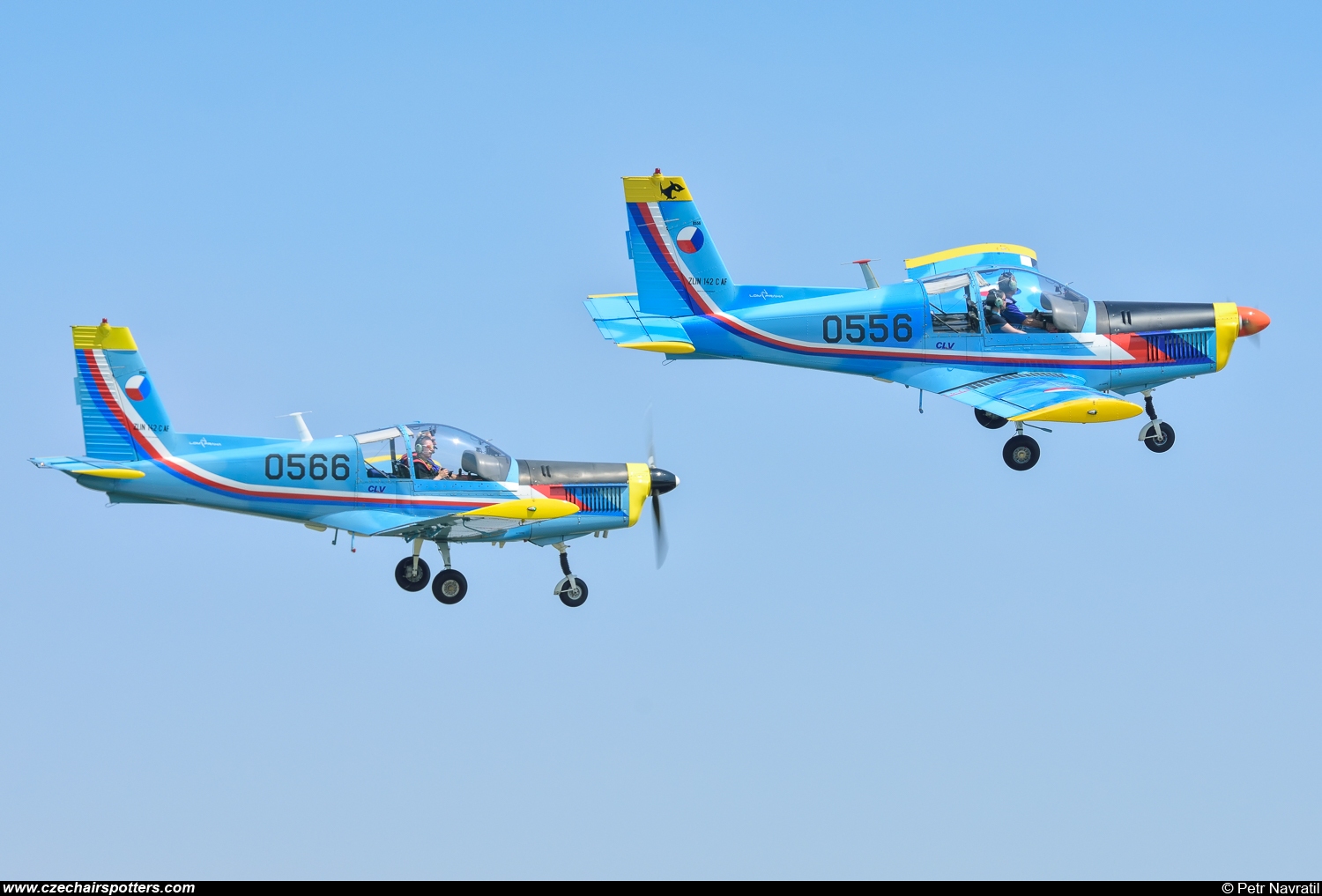 LOM Praha - CLV – Zlin Z-142CAF 0556