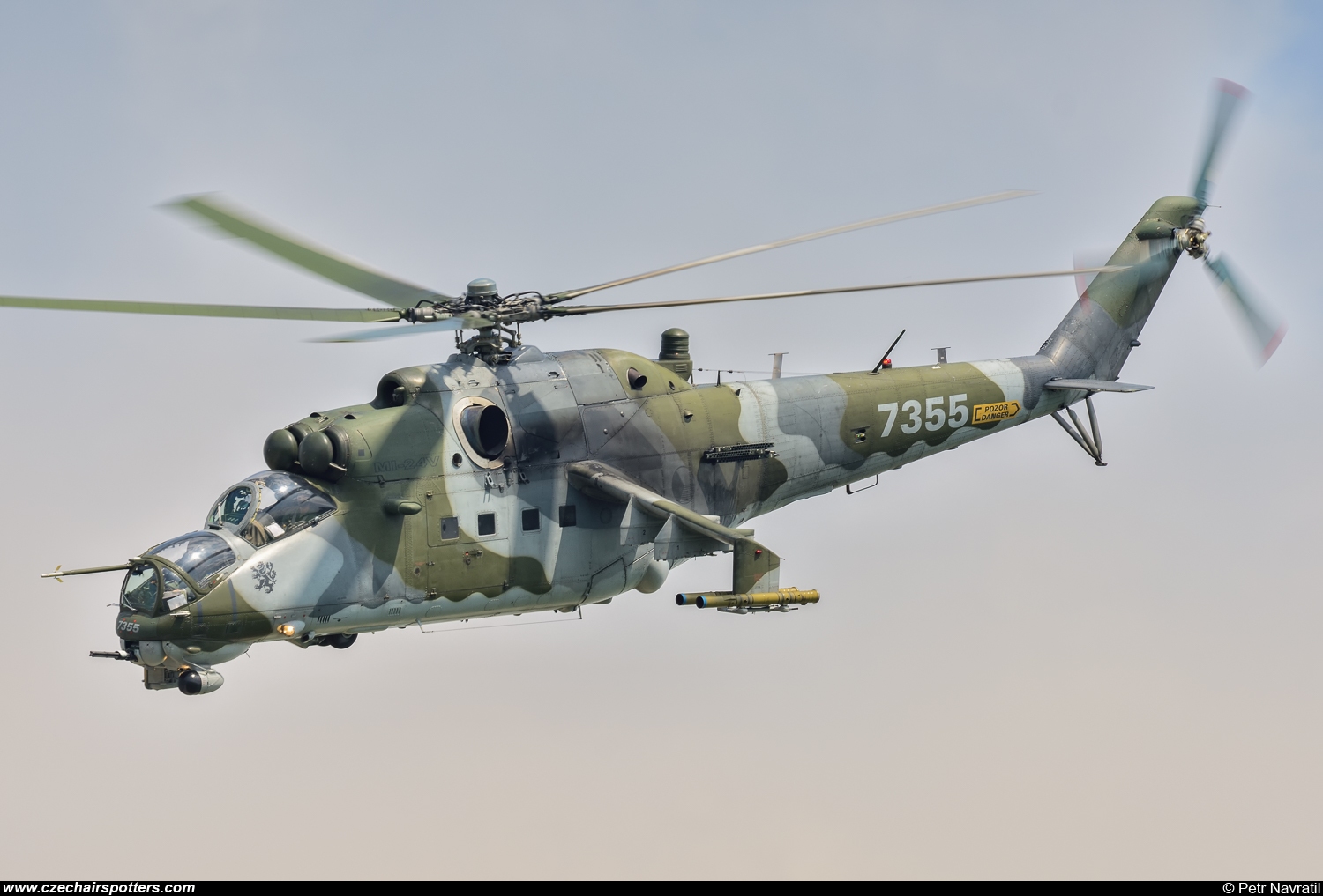 Czech - Air Force – Mil Mi-24V Hind 7355