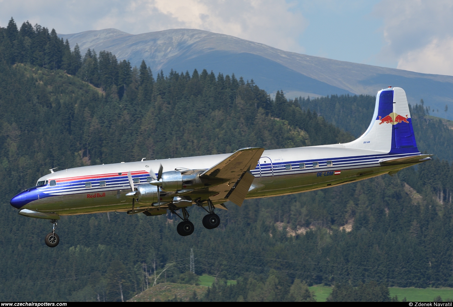 The Flying Bulls – Douglas DC-6B OE-LDM