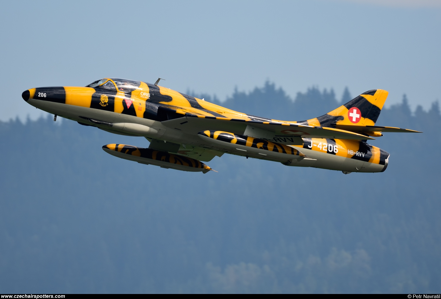 private – Hawker Hunter T68 HB-RVV/J-4206