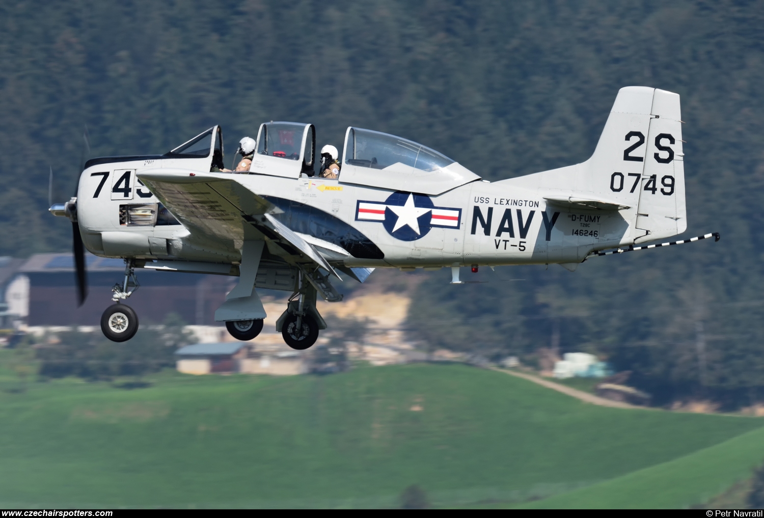 private – North American T-28C Trojan D-FUMY/146246/2S-749