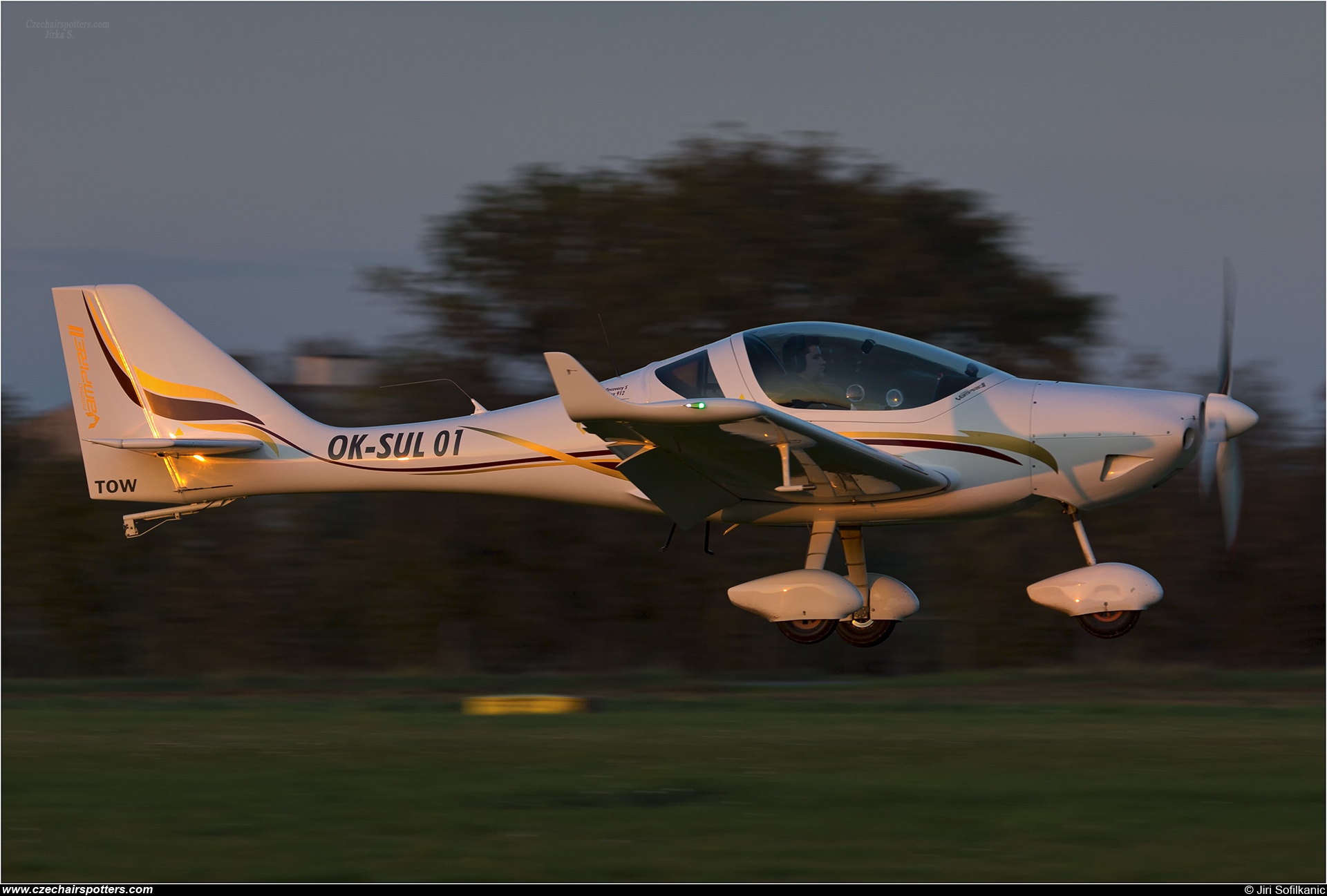 Aeroklub Jaromer – Flying Machines FM 250 Vampire II OK-SUL01