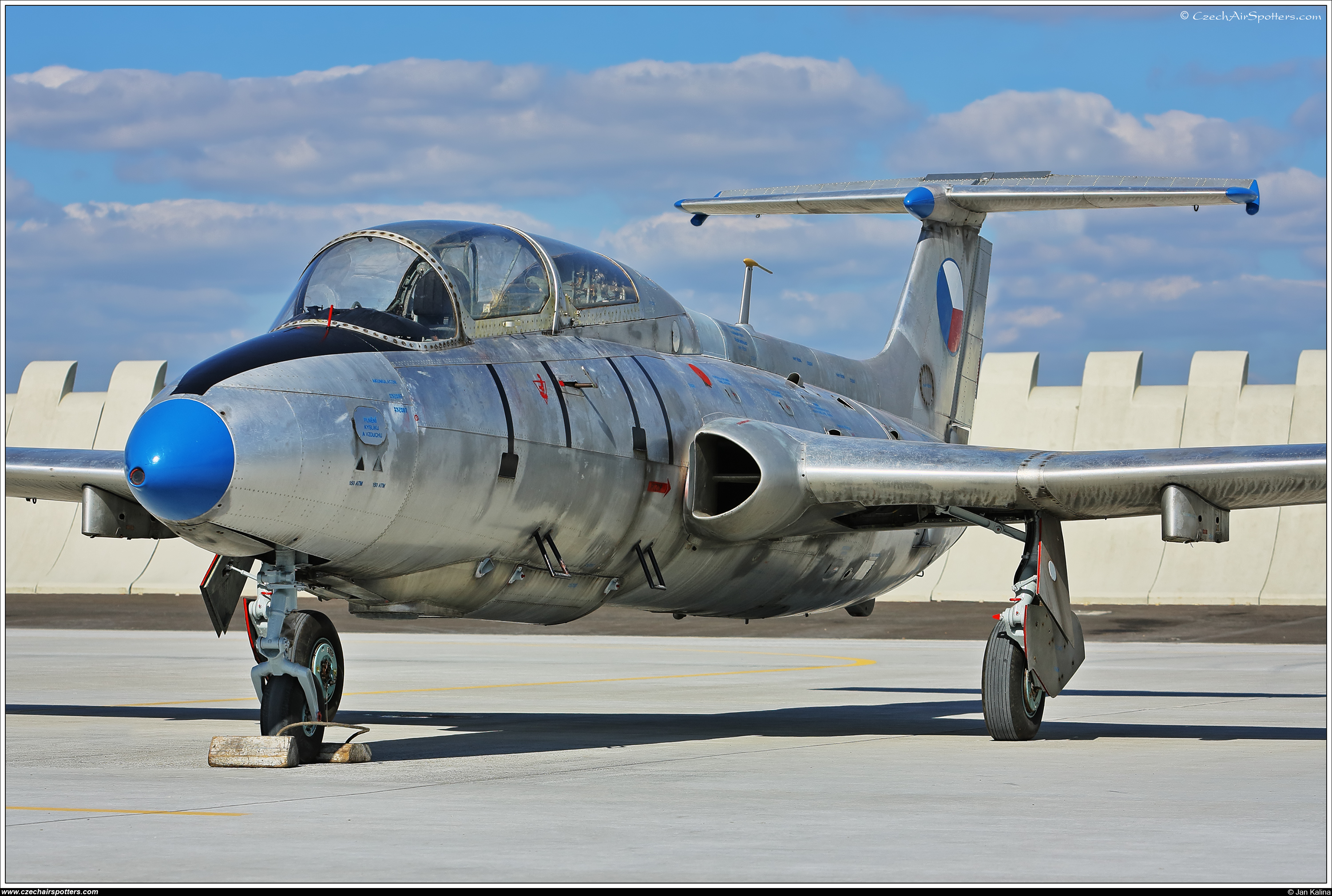 Czechoslovakia - Air Force – Aero L-29R Delfin 2807