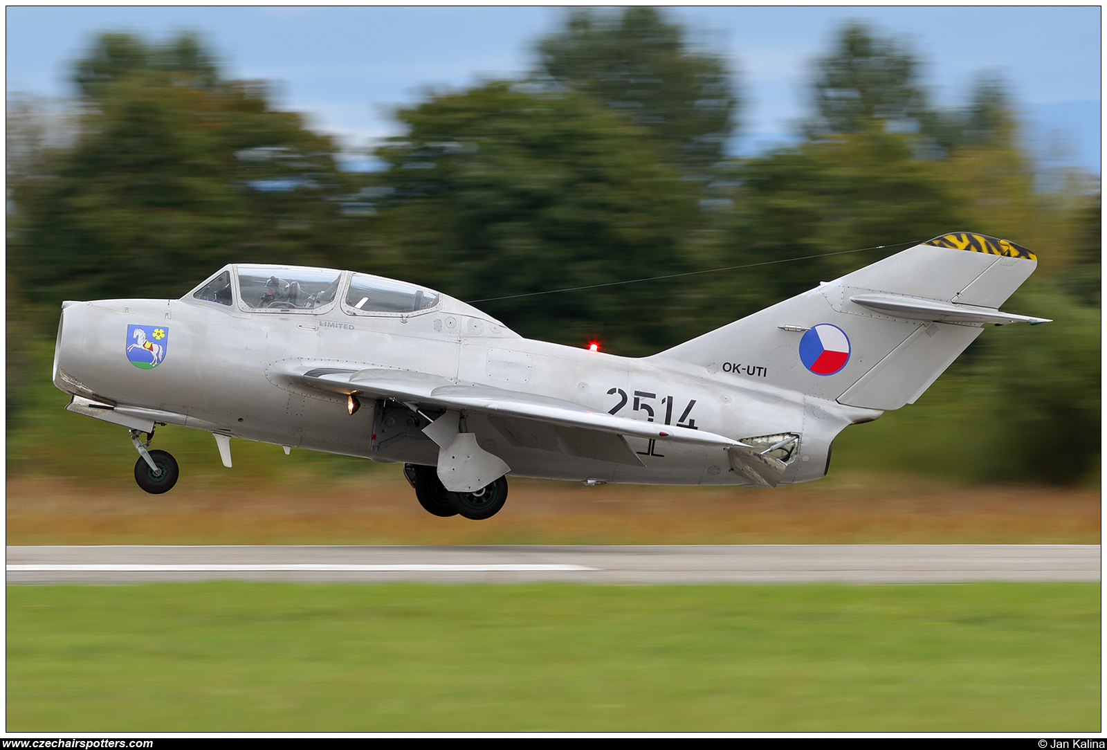 Czech Flying Legends – Mikoyan-Gurevich MiG-15UTI Midget OK-UTI / 2514