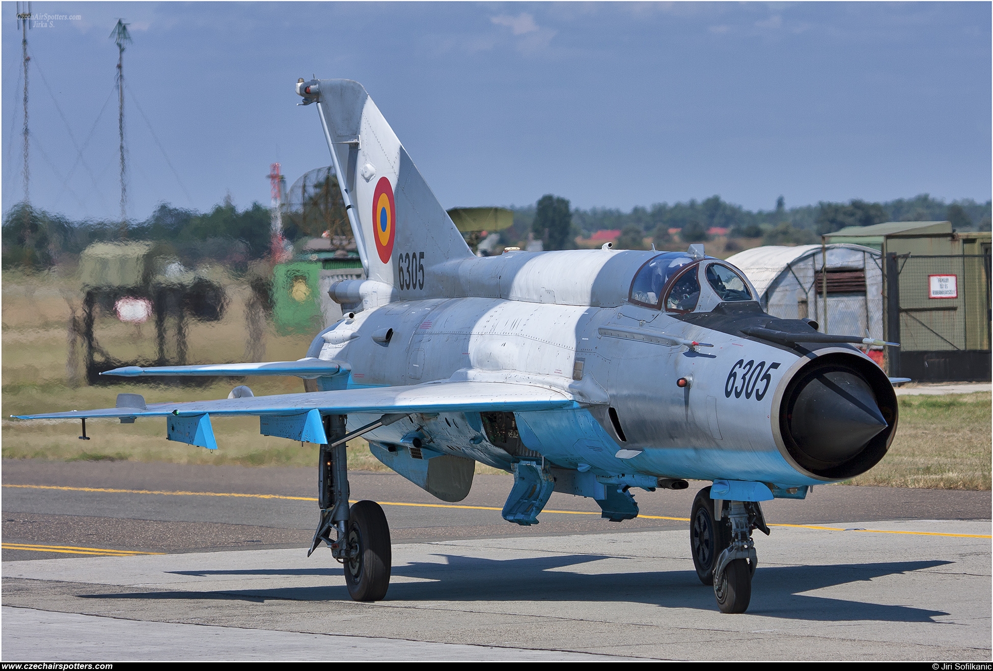Romania - Air Force – Mikoyan-Gurevich MiG-21MF Lancer C 6305