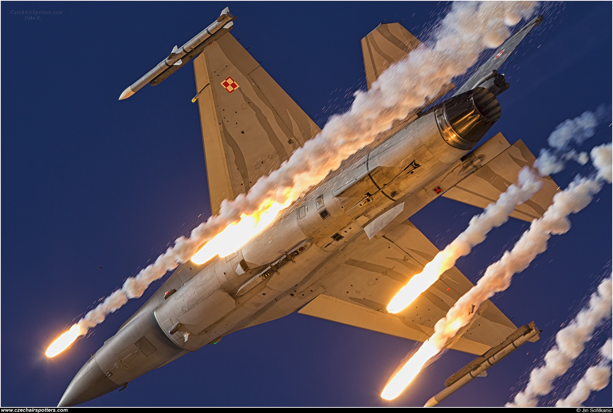 Poland - Air Force – Lockheed Martin F-16CJ Fighting Falcon 4056