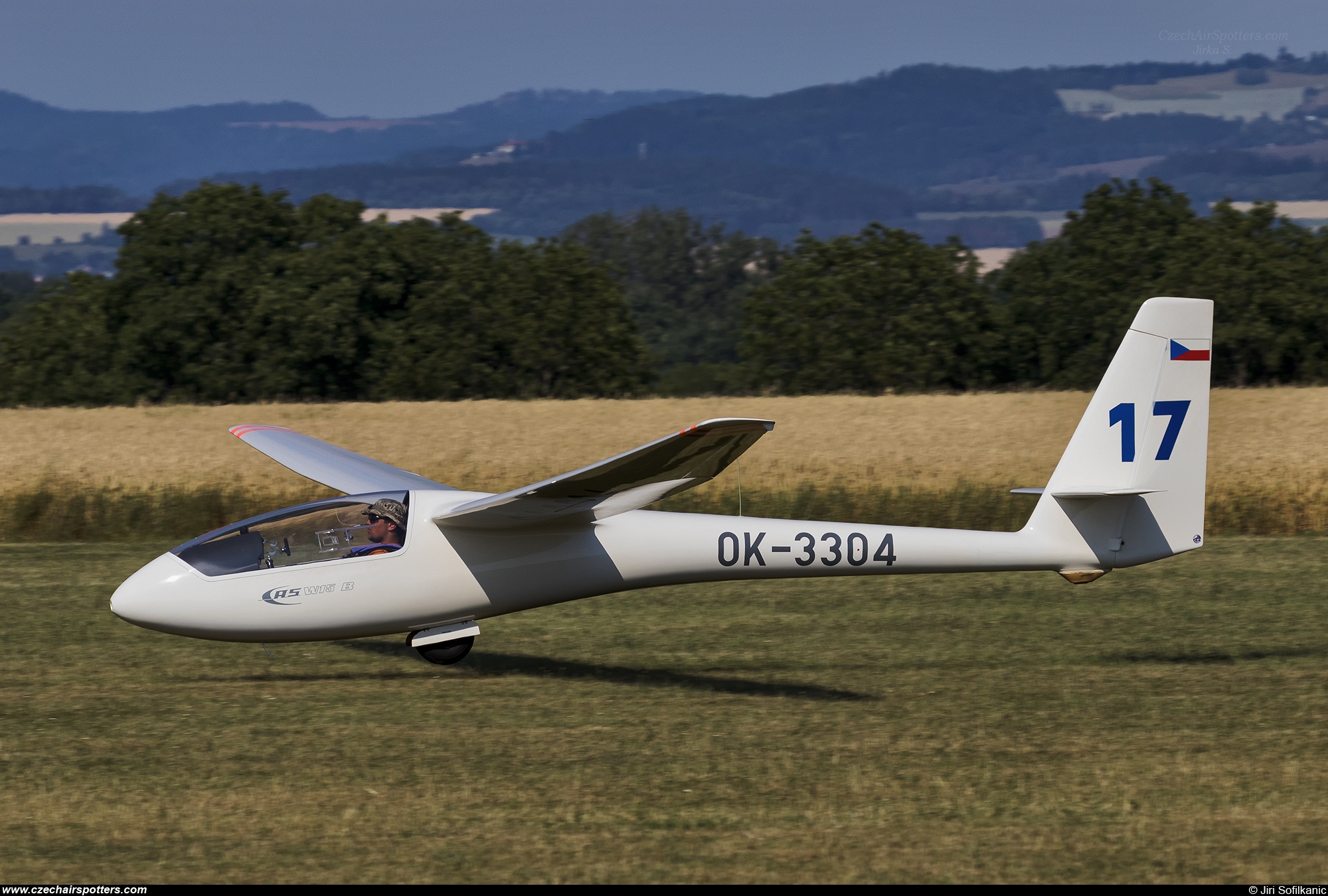 Aeroklub Krizanov – Schleicher ASW-15B OK-3304 / 17