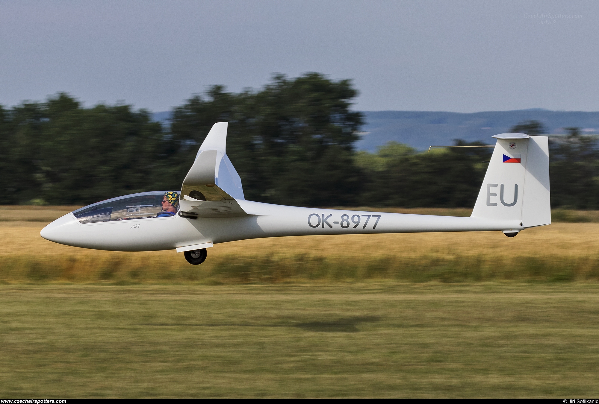 Aeroklub Ceske Republiky – Rolladen-Schneider LS8-a OK-8977 / EU