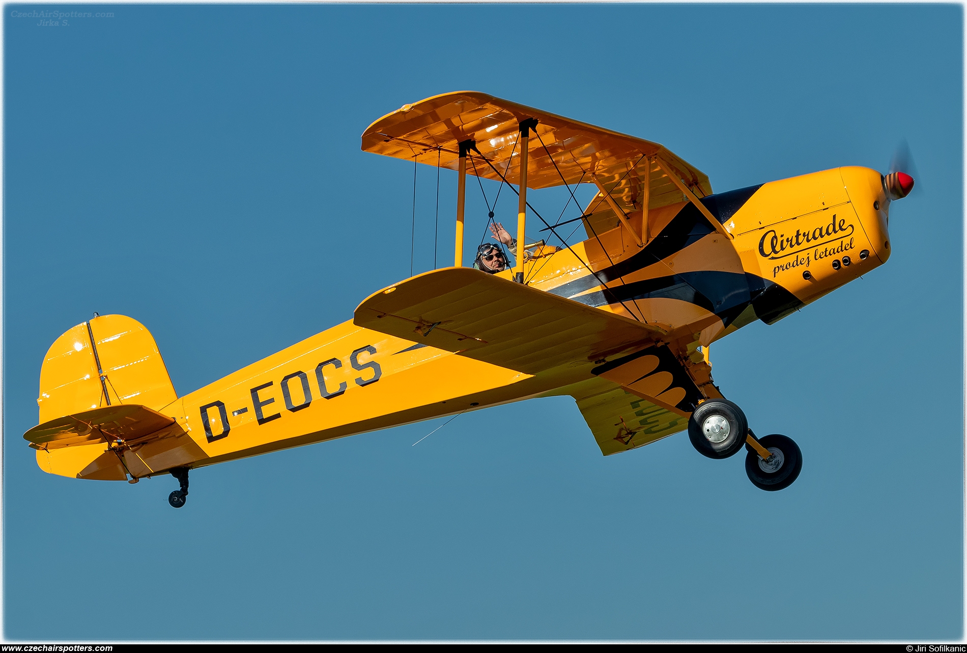 Airtrade – Aero C-104 / Bü 131 Jungmann D-EOCS