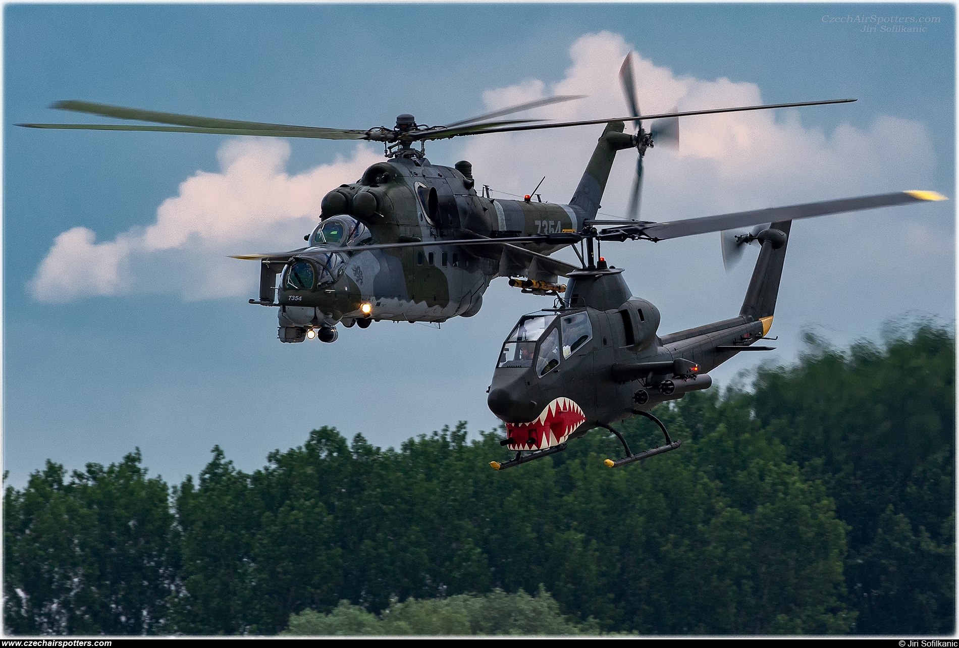 Heli Czech – Bell TAH-1P Cobra OK-AHC