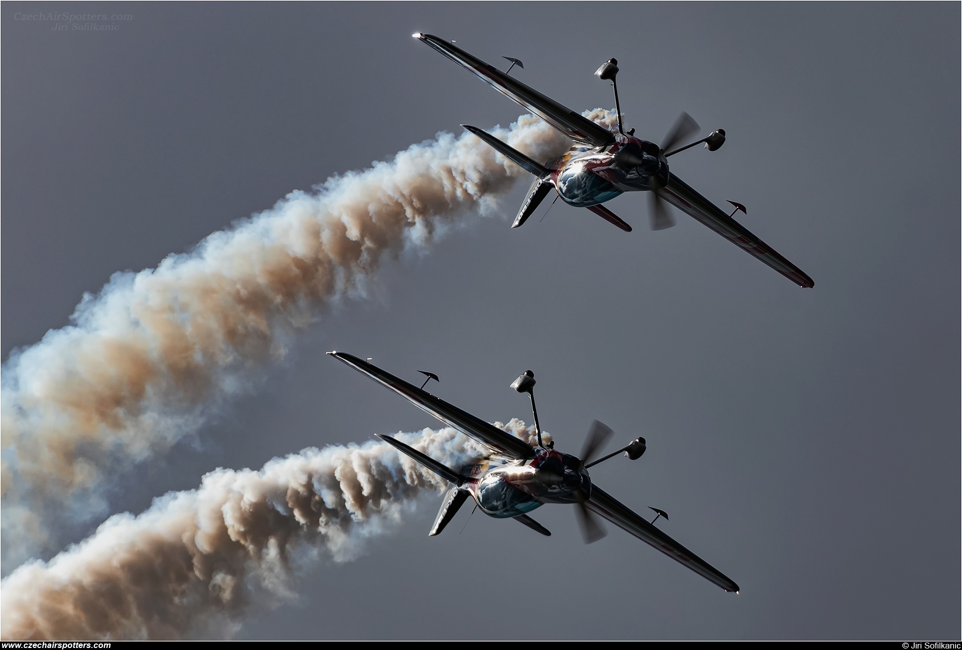 The Flying Bulls Duo – XtremeAir  XA42 OK-FBA