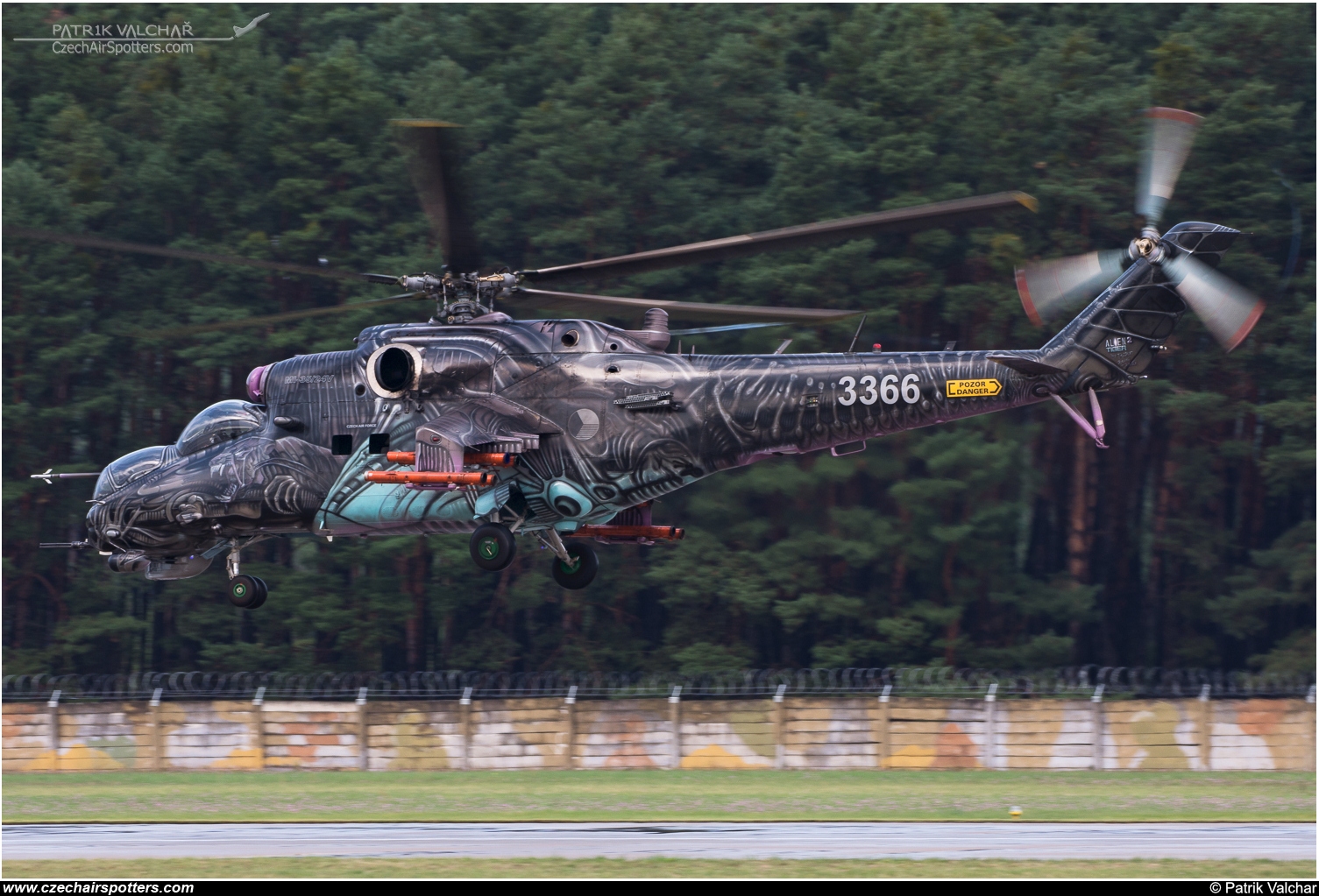 Czech - Air Force – Mil Mi-24V Hind 3366