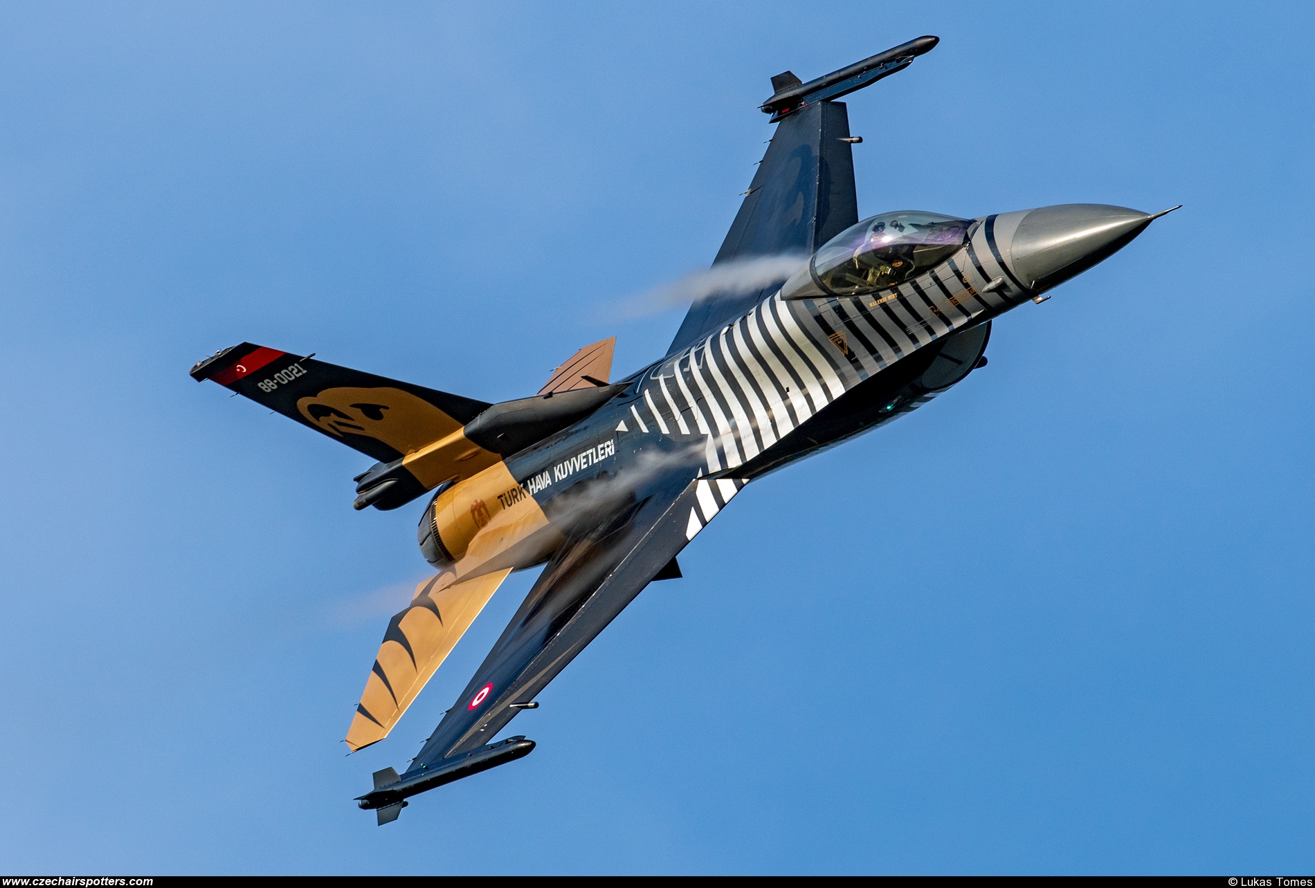 Turkey - Air Force – TUSAS F-16CJ Fighting Falcon 88-0021