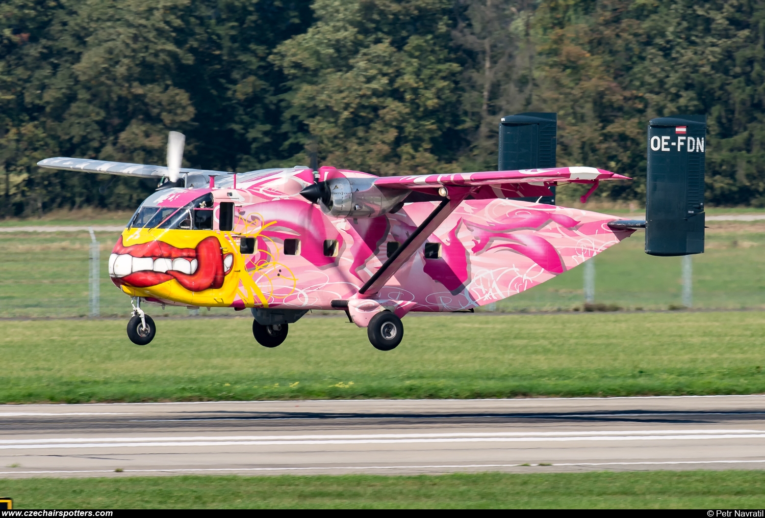 private – Short SC-7 Skyvan S3 OE-FDN