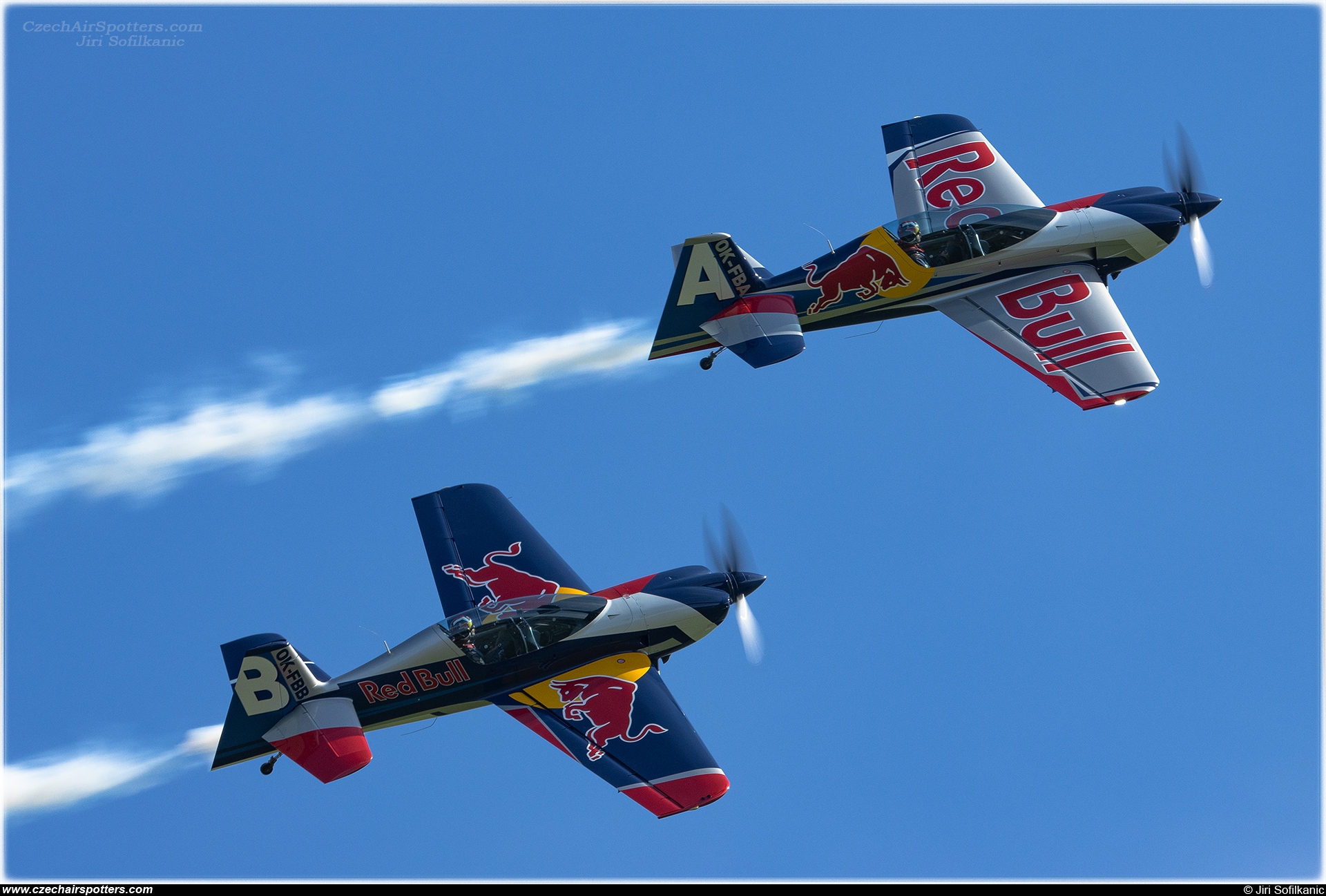 The Flying Bulls Duo – XtremeAir  XA42 OK-FBA
