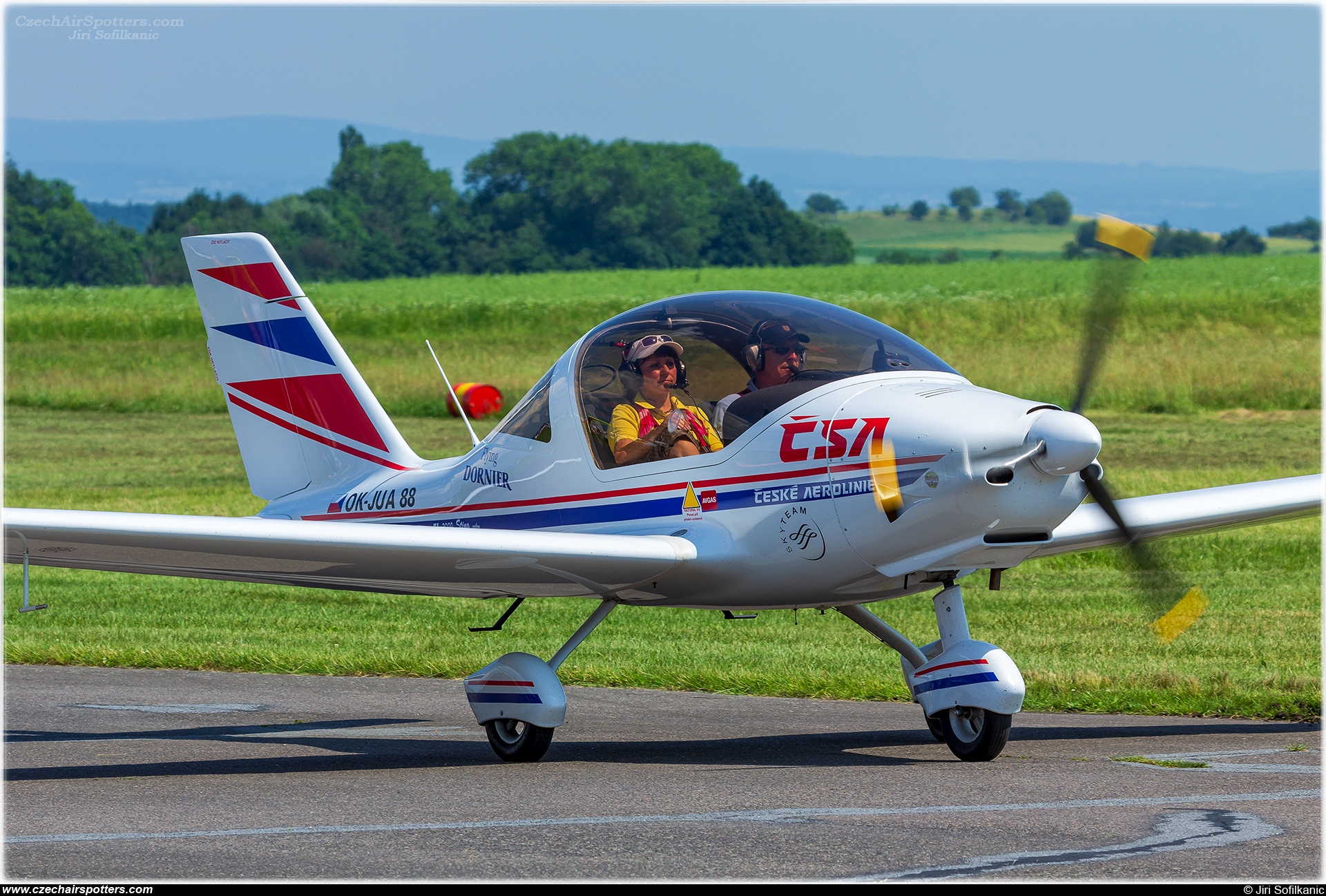 private – TL-Ultralight TL-2000 Sting Carbon OK-JUA88