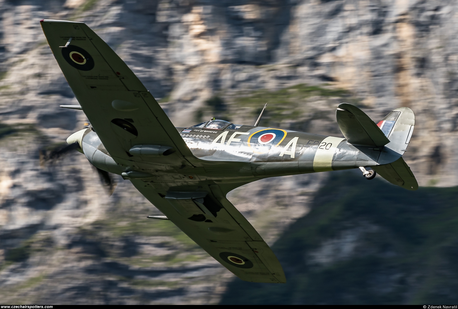 private – Supermarine Spitfire Mk VB G-LFVB/EP120/AE-A