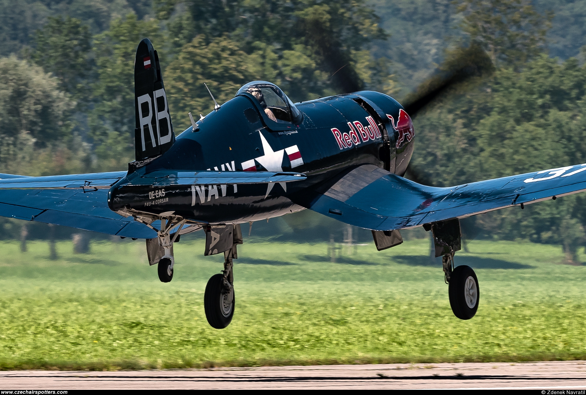 The Flying Bulls – Vought F4U-4 Corsair OE-EAS