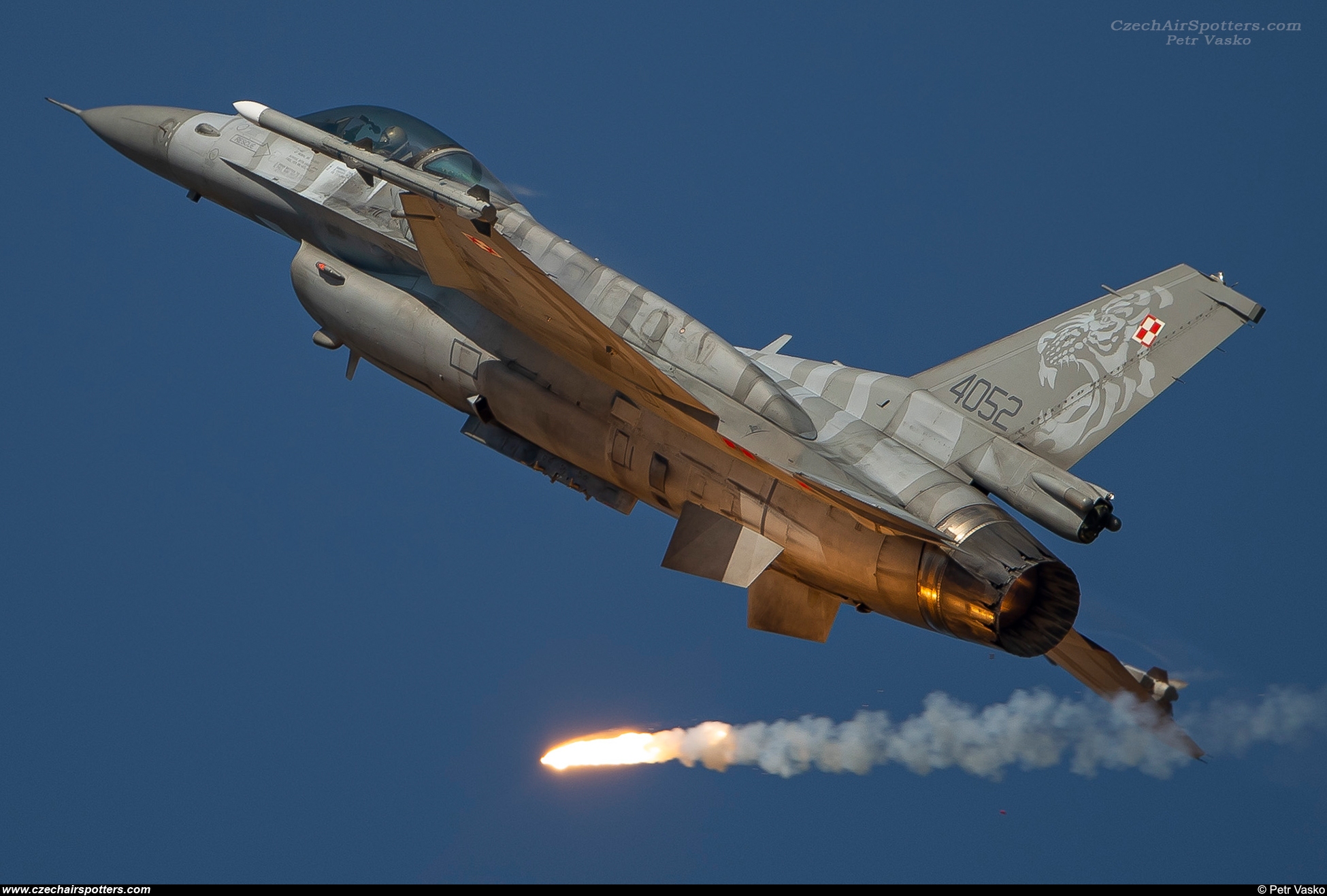 Poland - Air Force – Lockheed Martin F-16CJ Fighting Falcon 4052