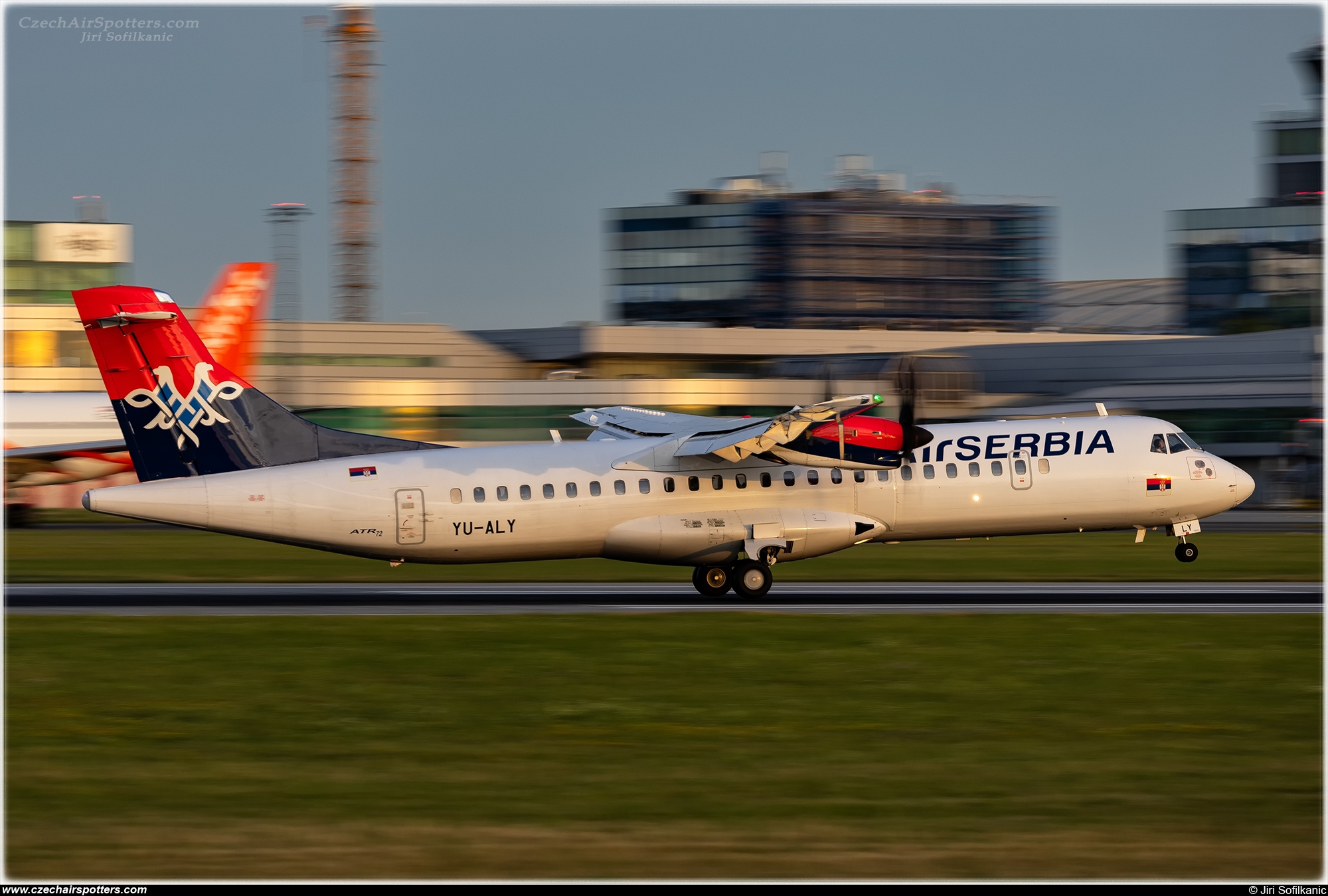 Air Serbia ( ASL, JU ) – ATR ATR-72-600 YU-ALY
