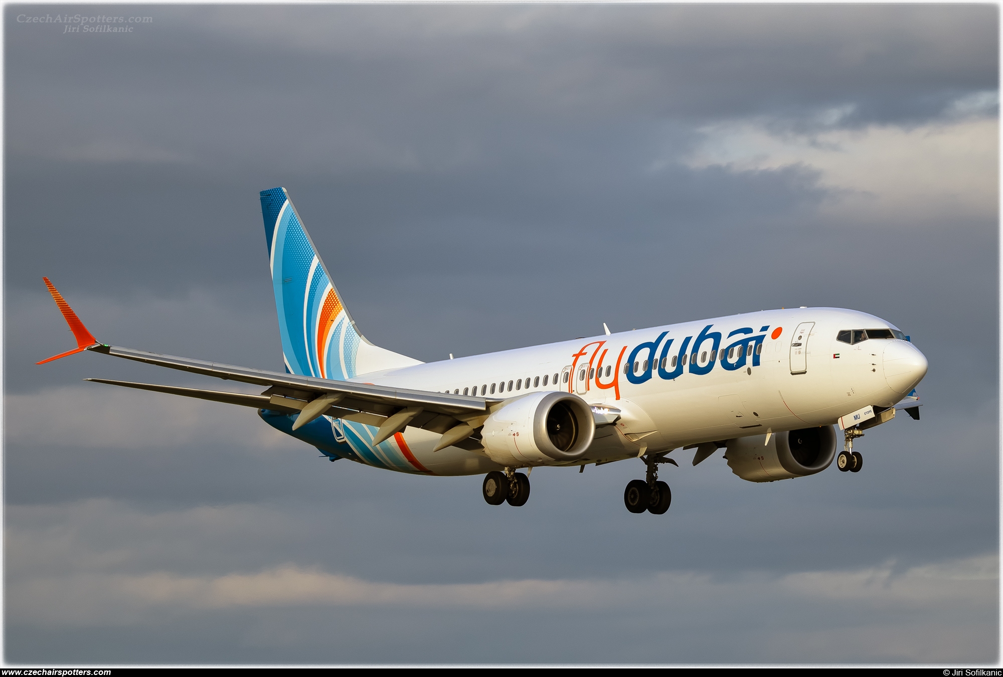 Flydubai ( FDB, FZ ) – Boeing B737-8 MAX A6-FMU