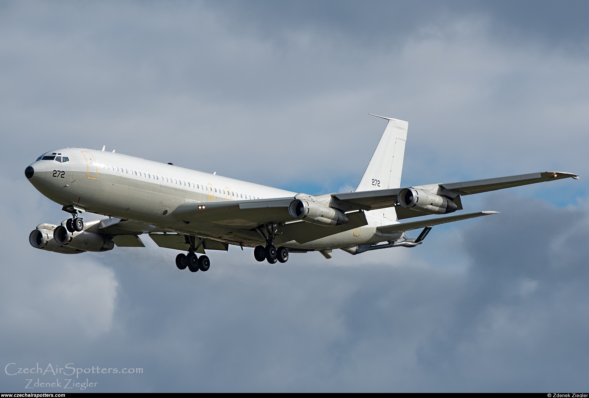 Israel - Air Force – Boeing Boeing 707-300 4X-272