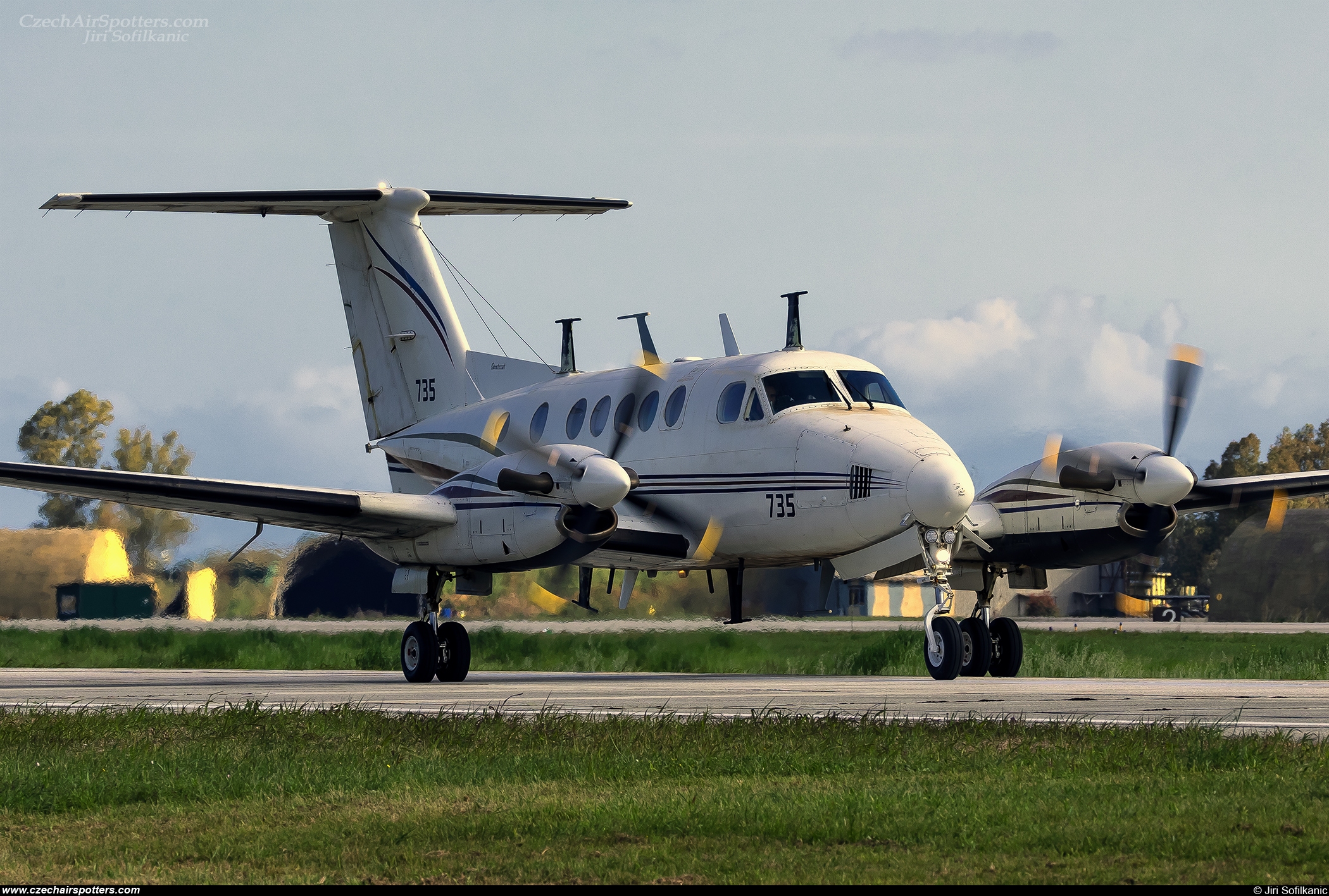 Israel - Air Force – Beech B200T Zufit 4 735