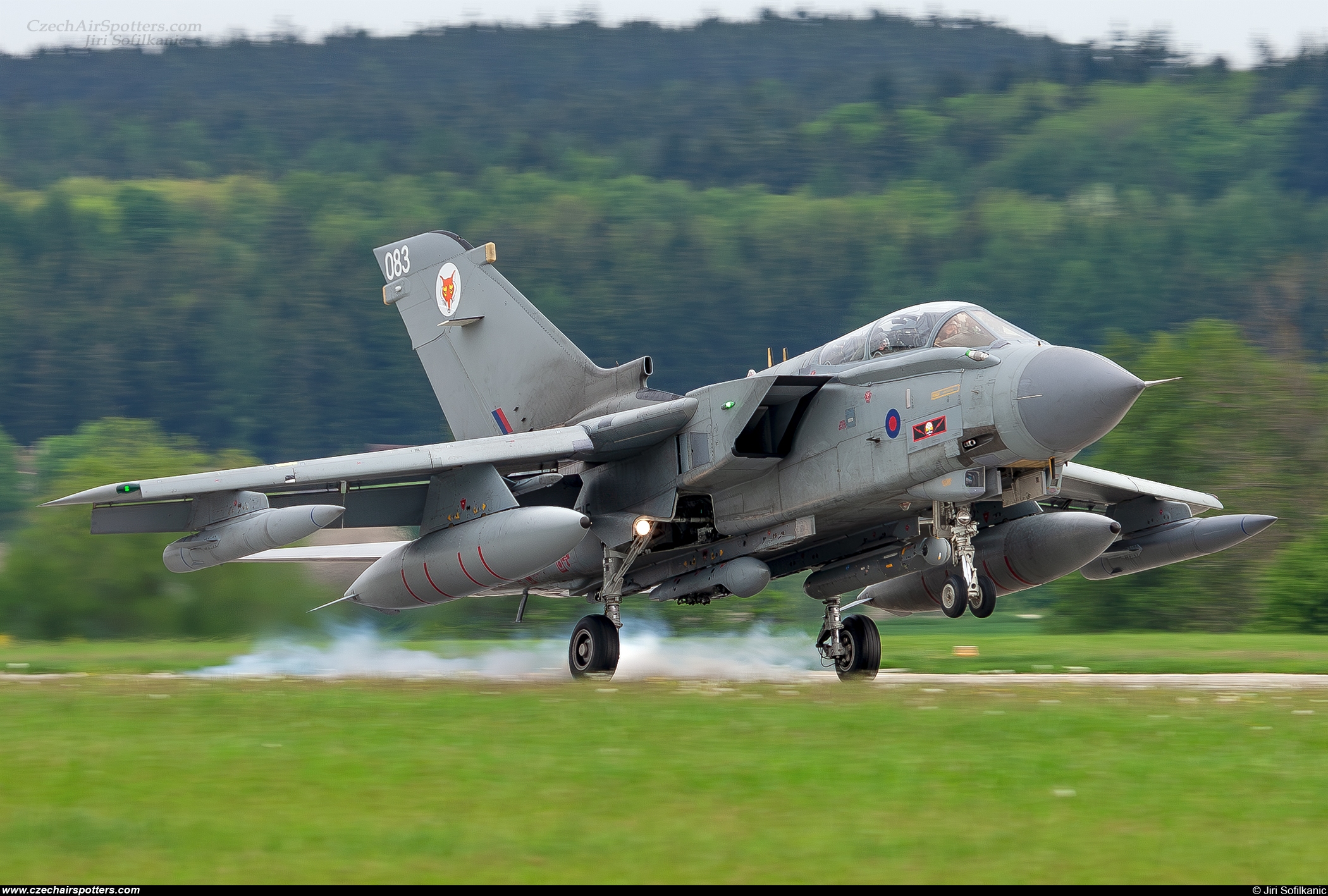 UK - Air Force – Panavia Tornado GR4 083 / ZD715