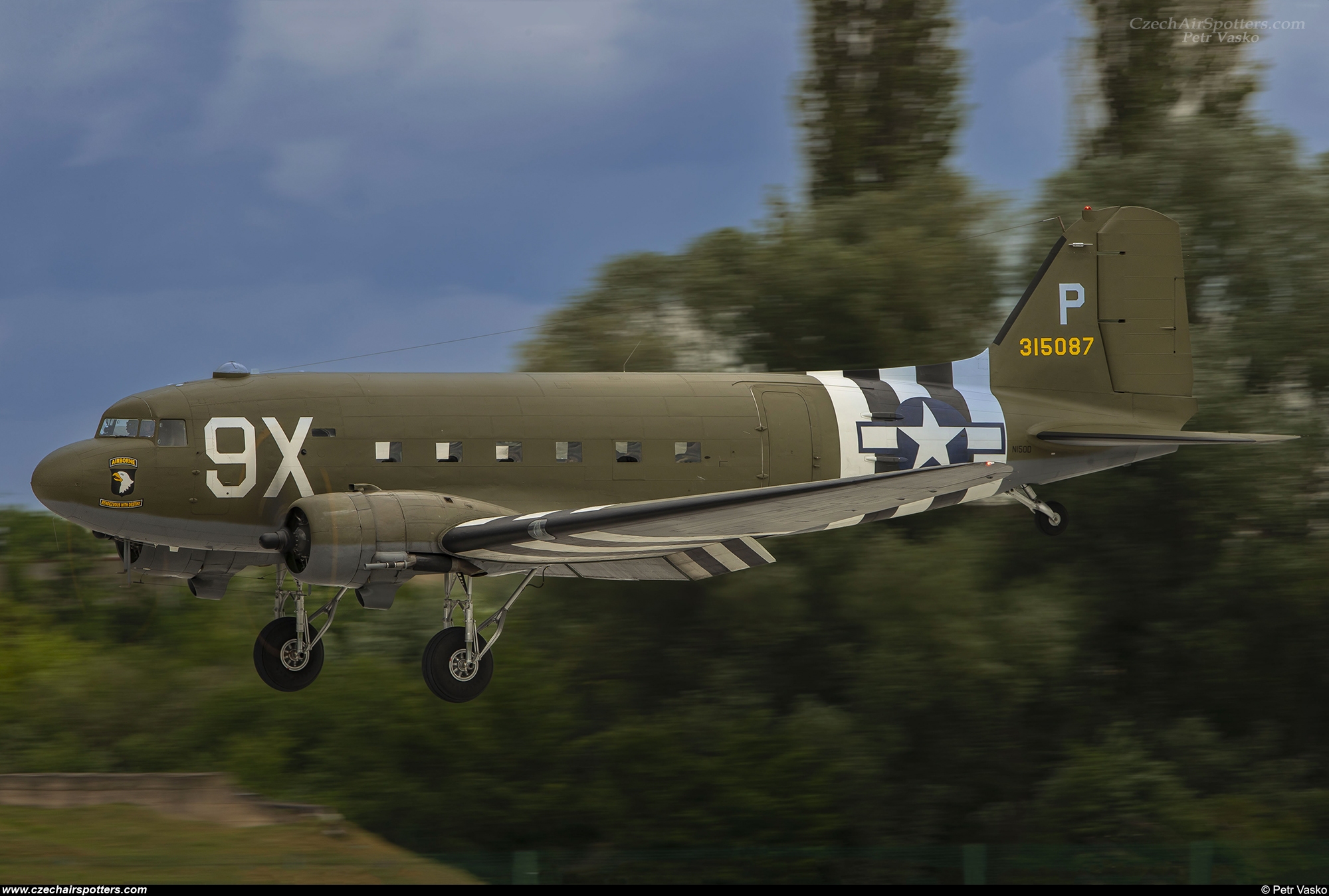 Unknown – Douglas C-47B Skytrain (DC-3A) N150D